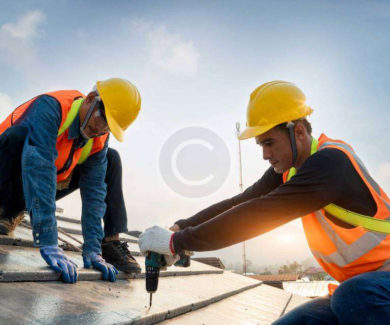 Roof repair or replacement? How to choose?
